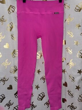 Bombshell Sportswear Hot Pink Seamless Leggings